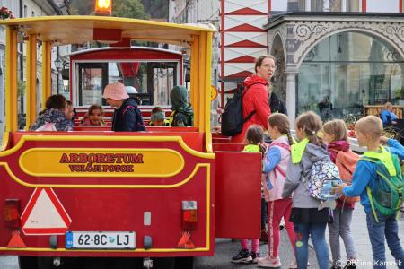 Otroci kamniških šol in vrtcev rajali na Glavnem trgu in se učili o trajnostni mobilnosti (9)